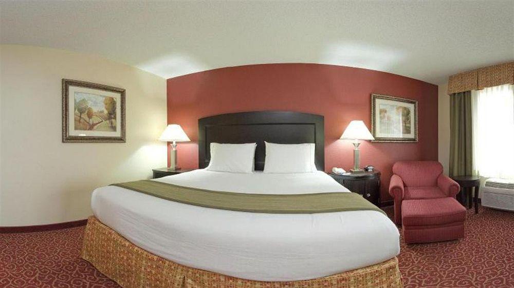 Holiday Inn Express & Suites Vandalia By Ihg Exteriör bild