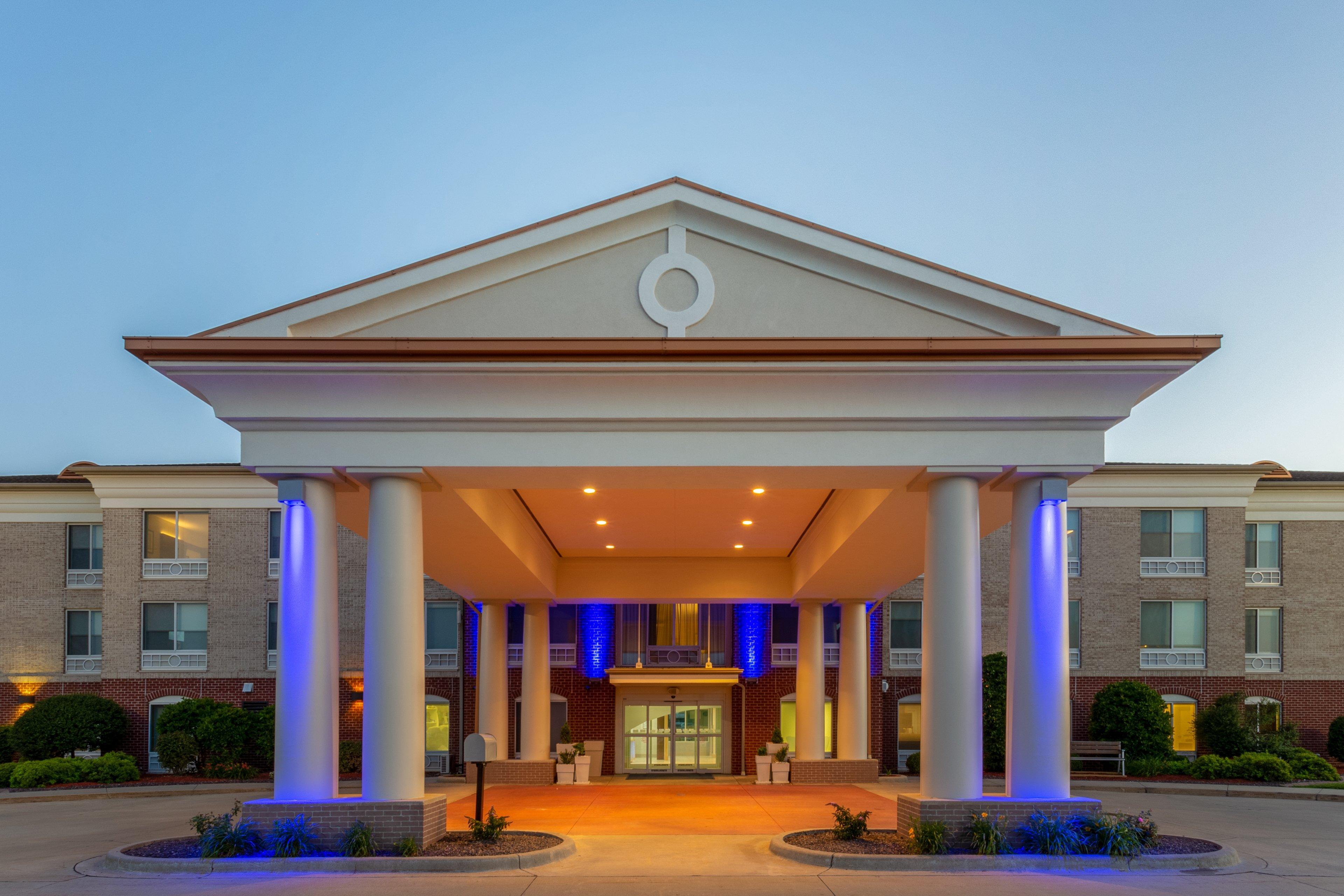 Holiday Inn Express & Suites Vandalia By Ihg Exteriör bild