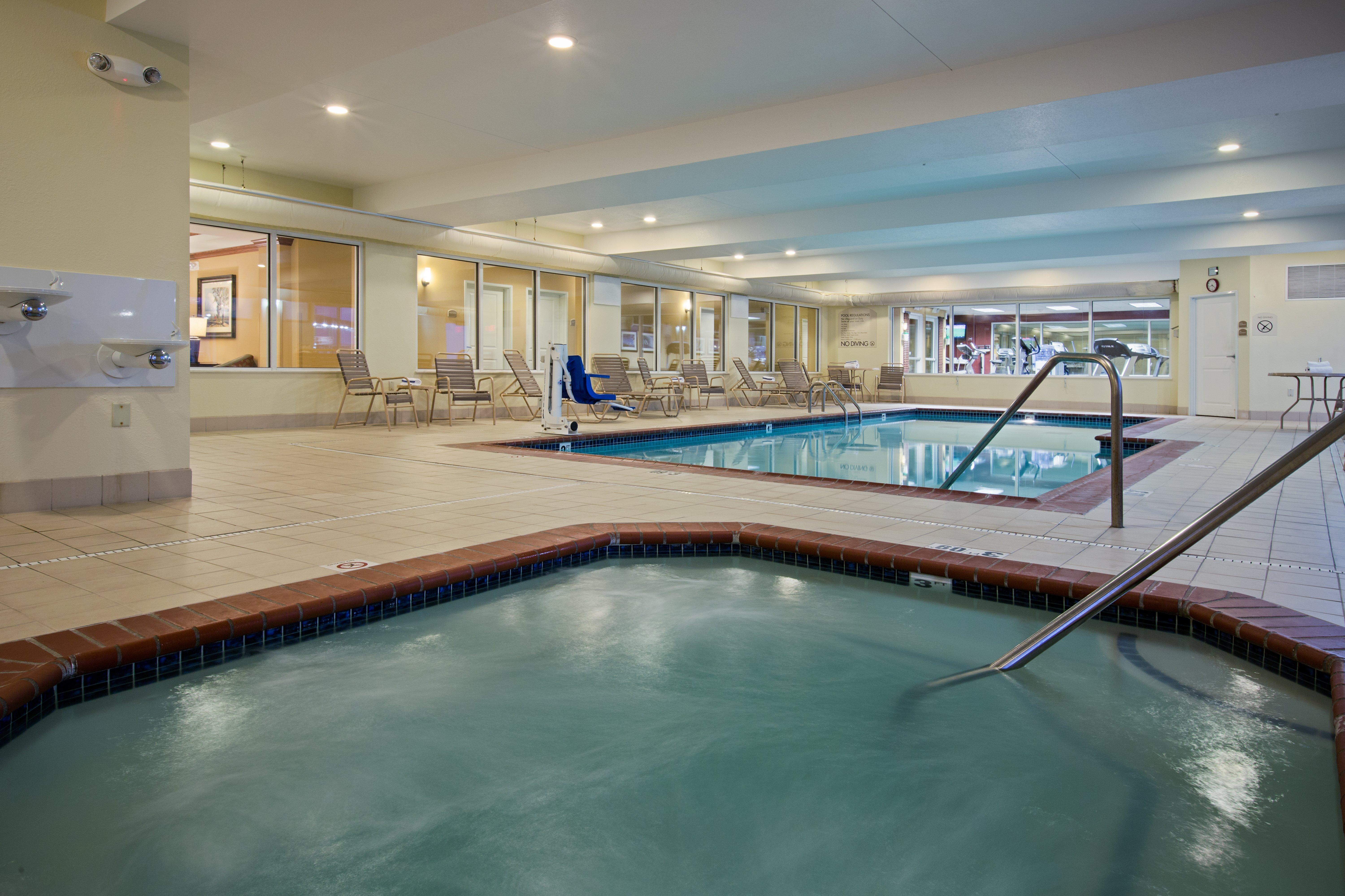 Holiday Inn Express & Suites Vandalia By Ihg Exteriör bild