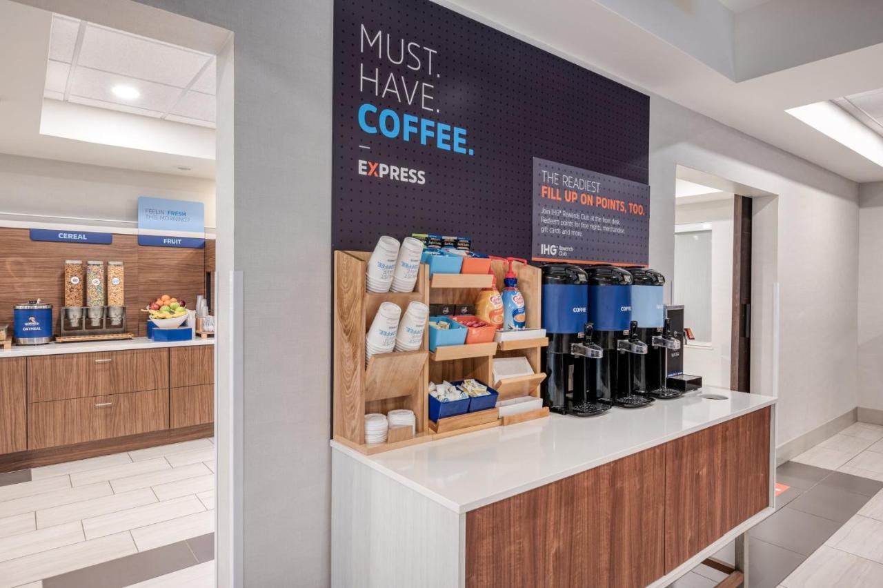 Holiday Inn Express & Suites Vandalia By Ihg Exteriör bild