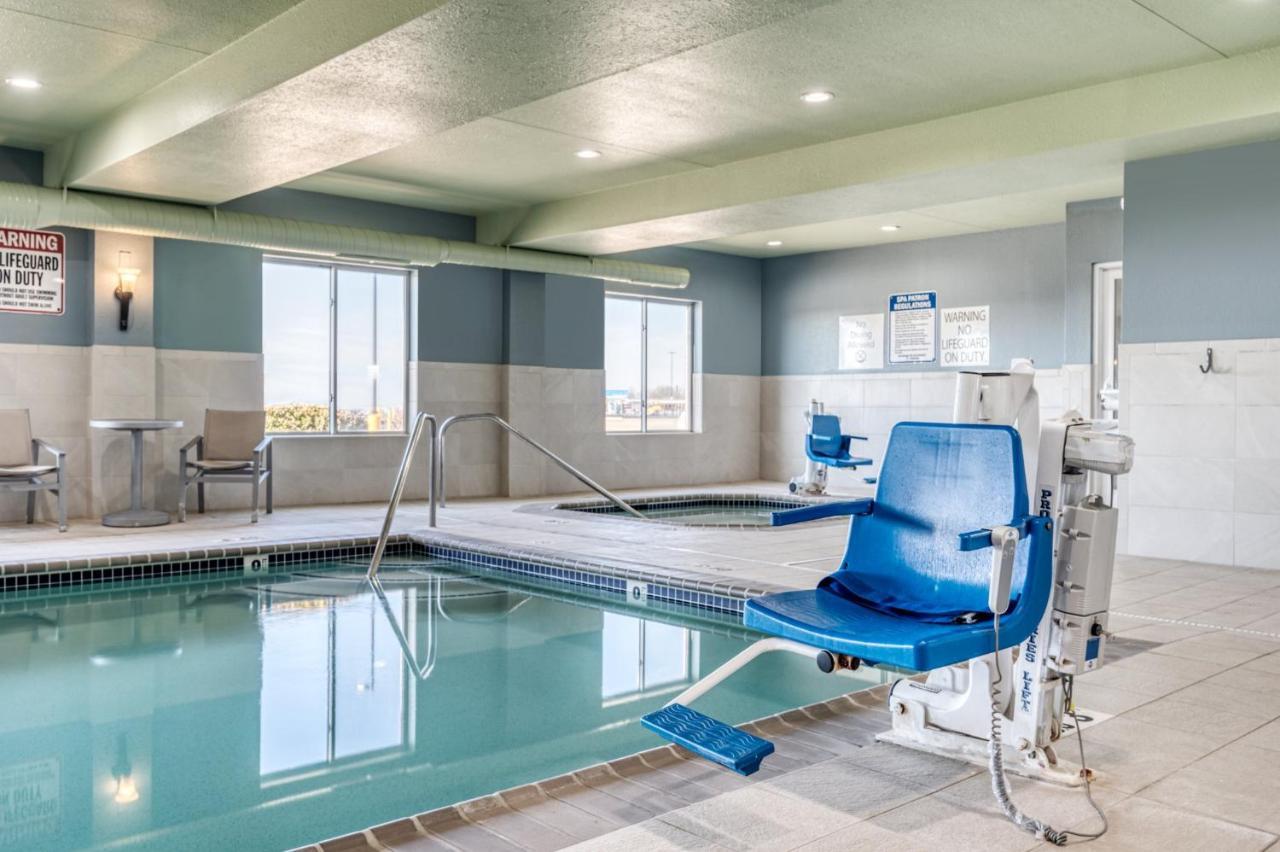 Holiday Inn Express & Suites Vandalia By Ihg Exteriör bild